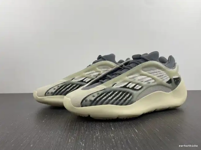 Adidas Salt 700 Fade ID1674 V3 Yeezy 0701